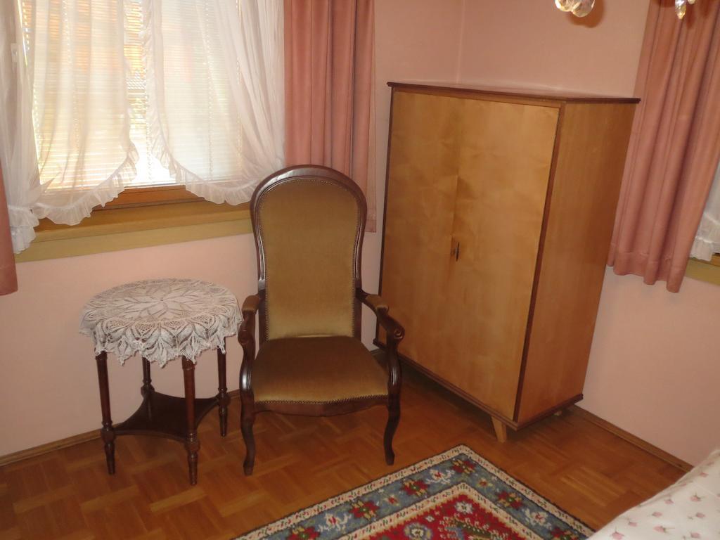 Bungalow Moewe Pörtschach am Wörthersee Oda fotoğraf